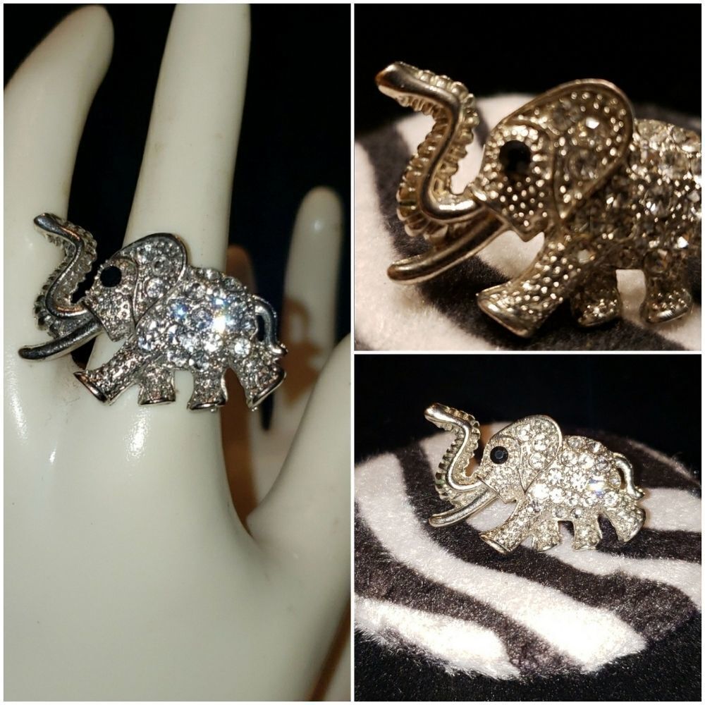 VNTG Silvertone Elephant Rhinestone Adjustable Cocktail Ring